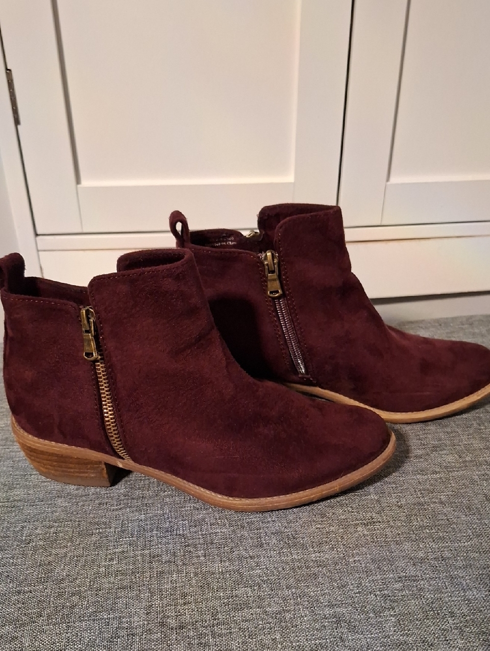 Women's Purple Suede Like Ankle Boots with Side Zippers